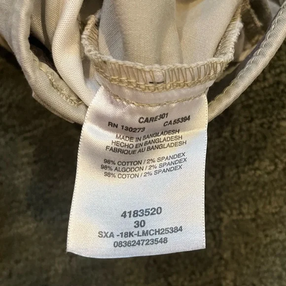 Lee Men's Flat Front Shorts - Black and Tan Both Pairs - Picture 3 of 5